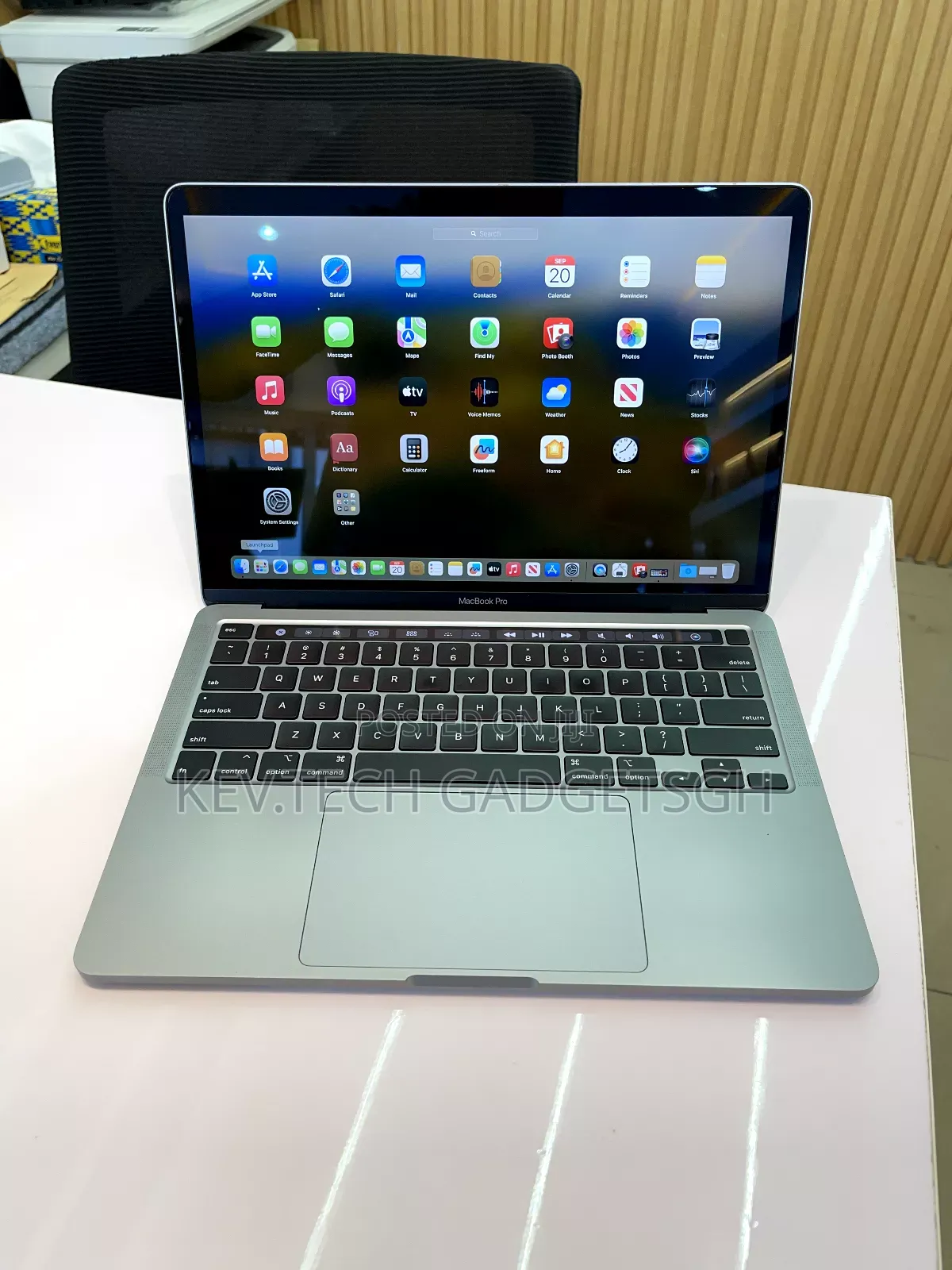Laptop Apple MacBook Pro 2020 16GB Intel Core i7 SSD 500GB