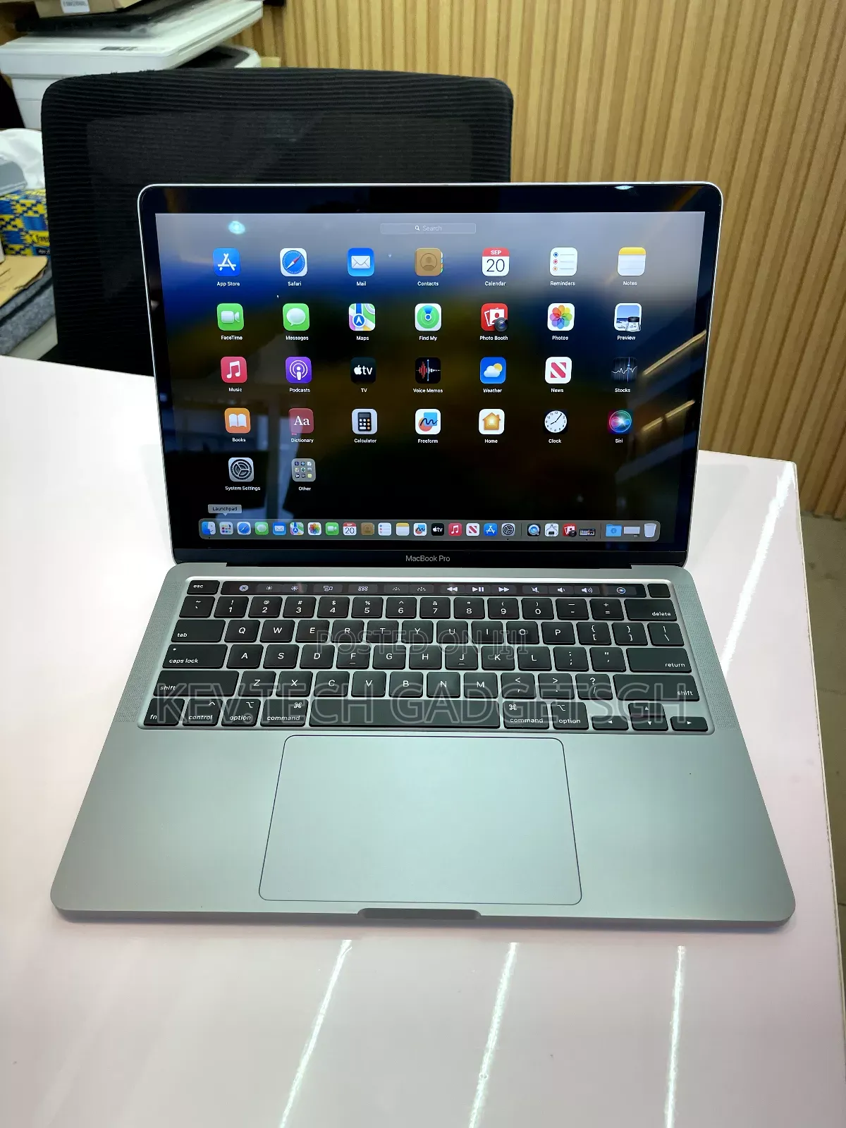 Laptop Apple MacBook Pro 2020 16GB Intel Core i7 SSD 500GB