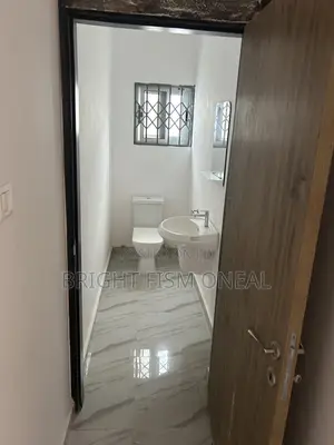 3bdrm Bungalow in Projectz Paradise, Kwabenya for sale