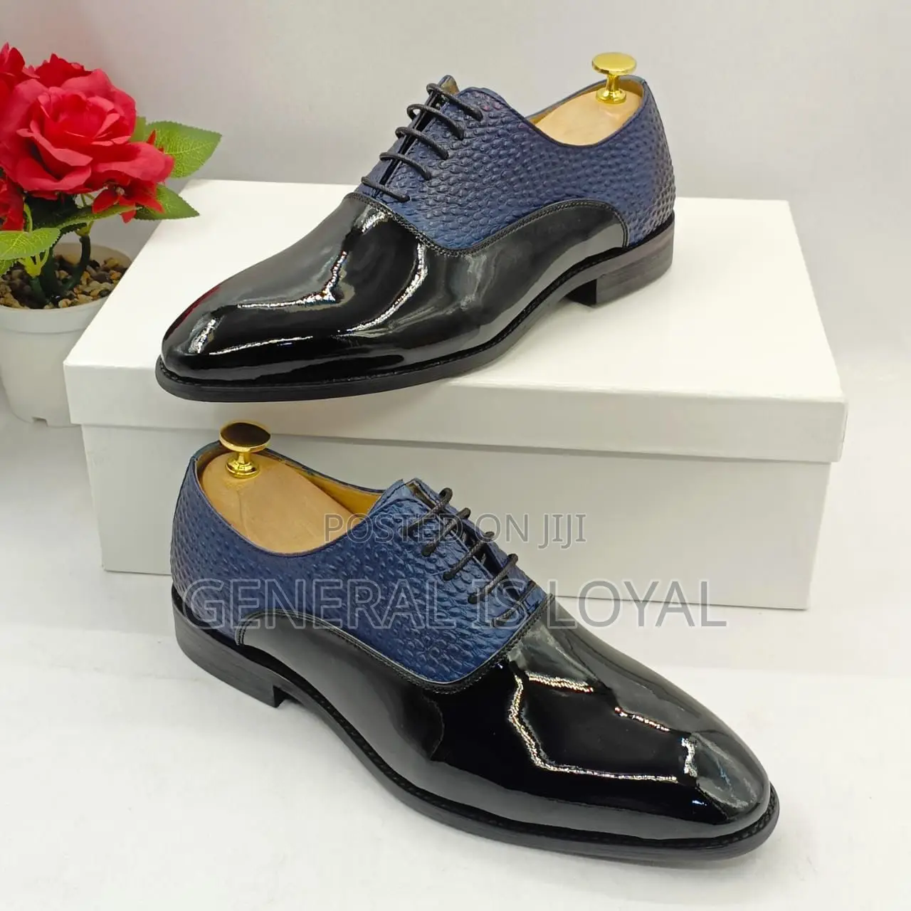Men's Two-tone Patent Leather Oxford Shoes