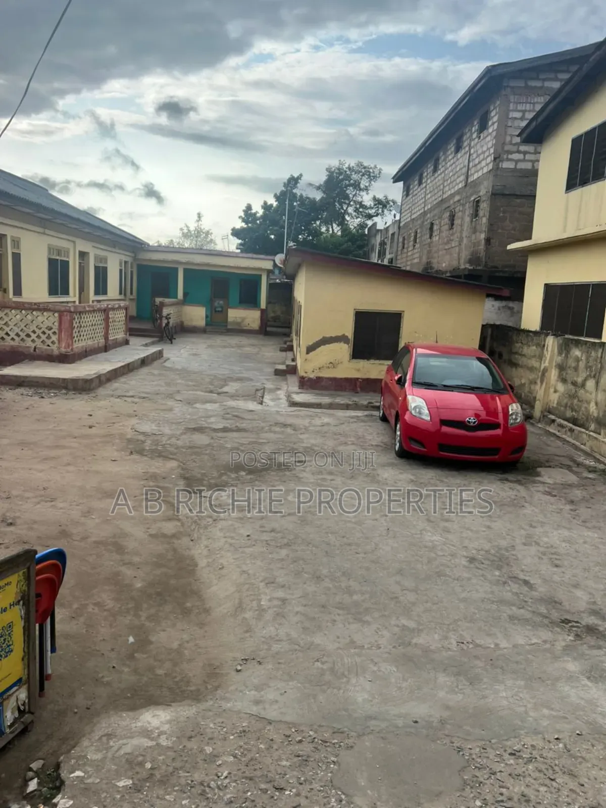 70x120 Commercial Free Hold For Sale