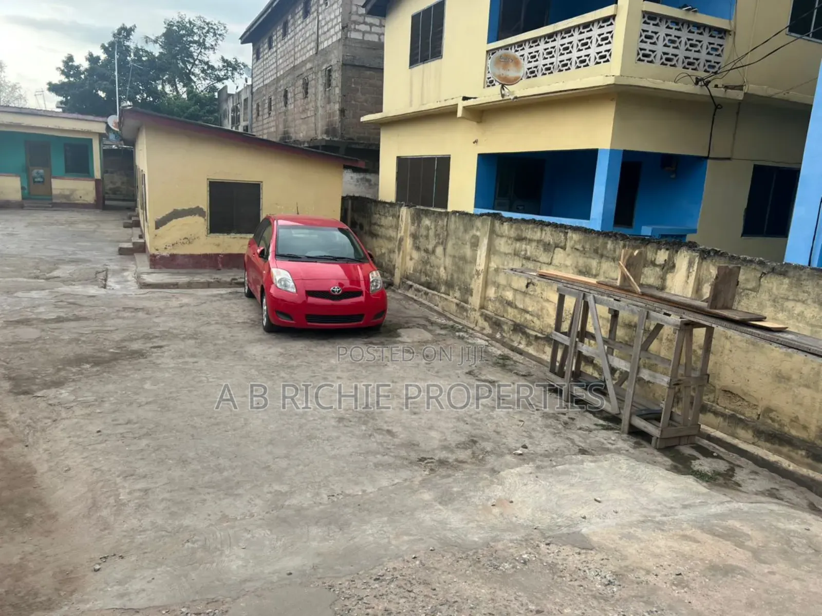 70x120 Commercial Free Hold For Sale