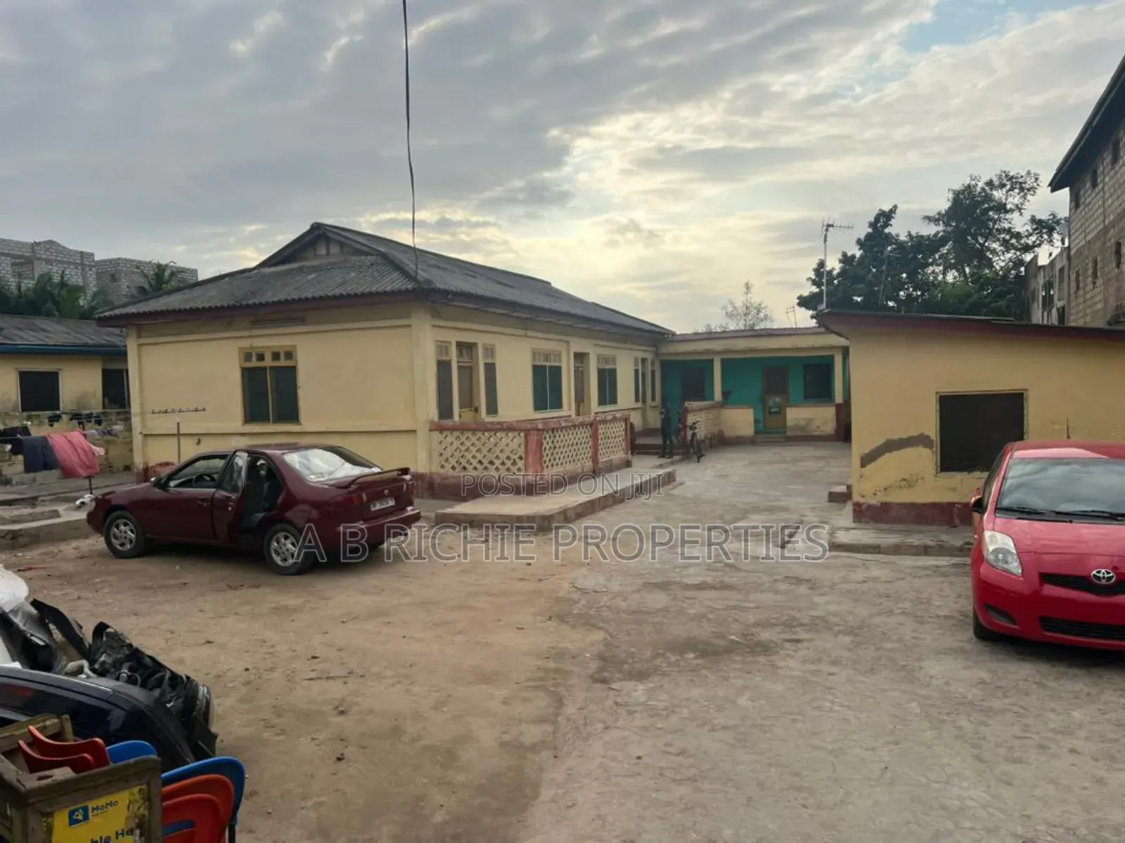 70x120 Commercial Free Hold For Sale