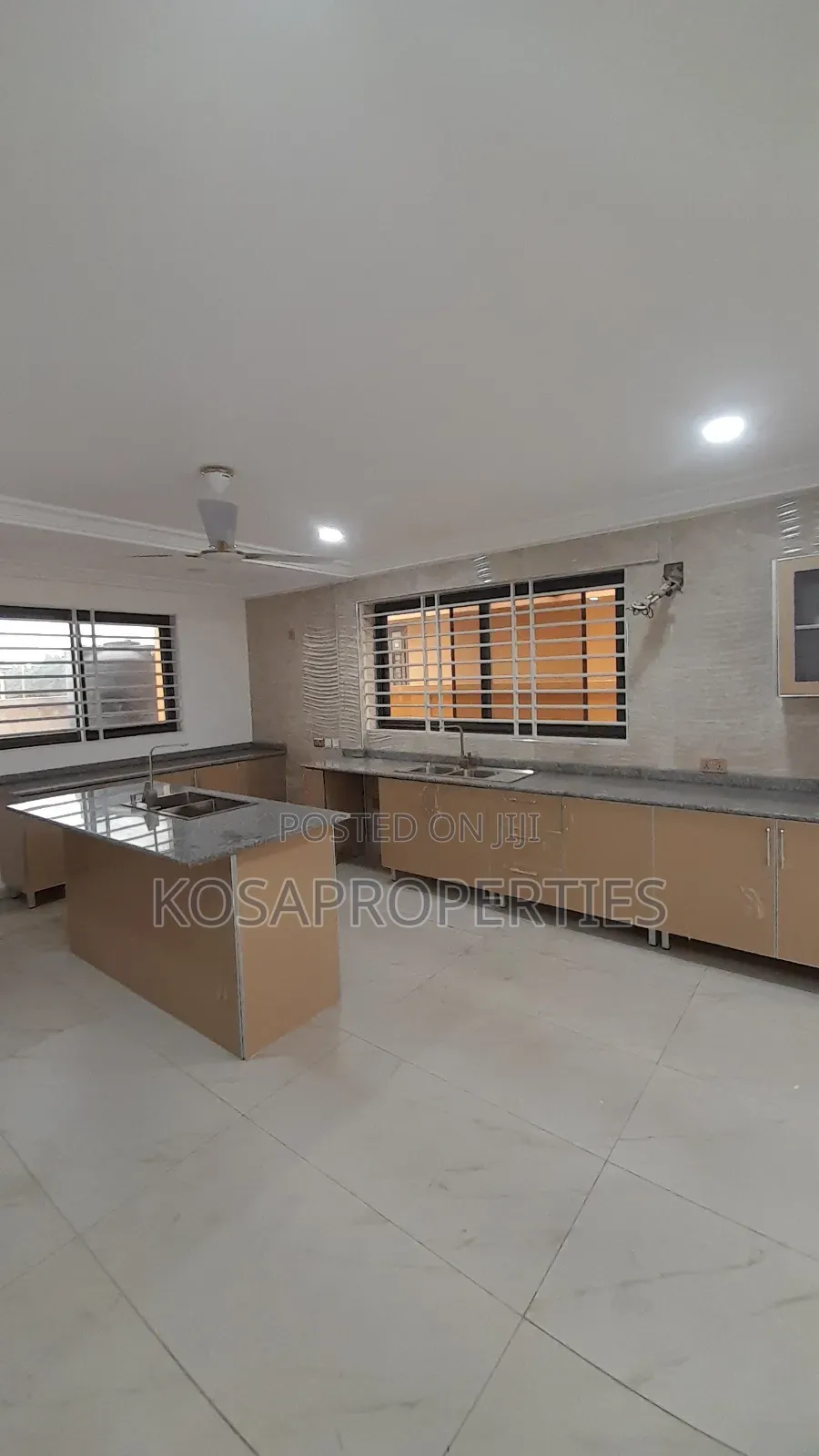 3bdrm House in Ashaley Botwe for sale