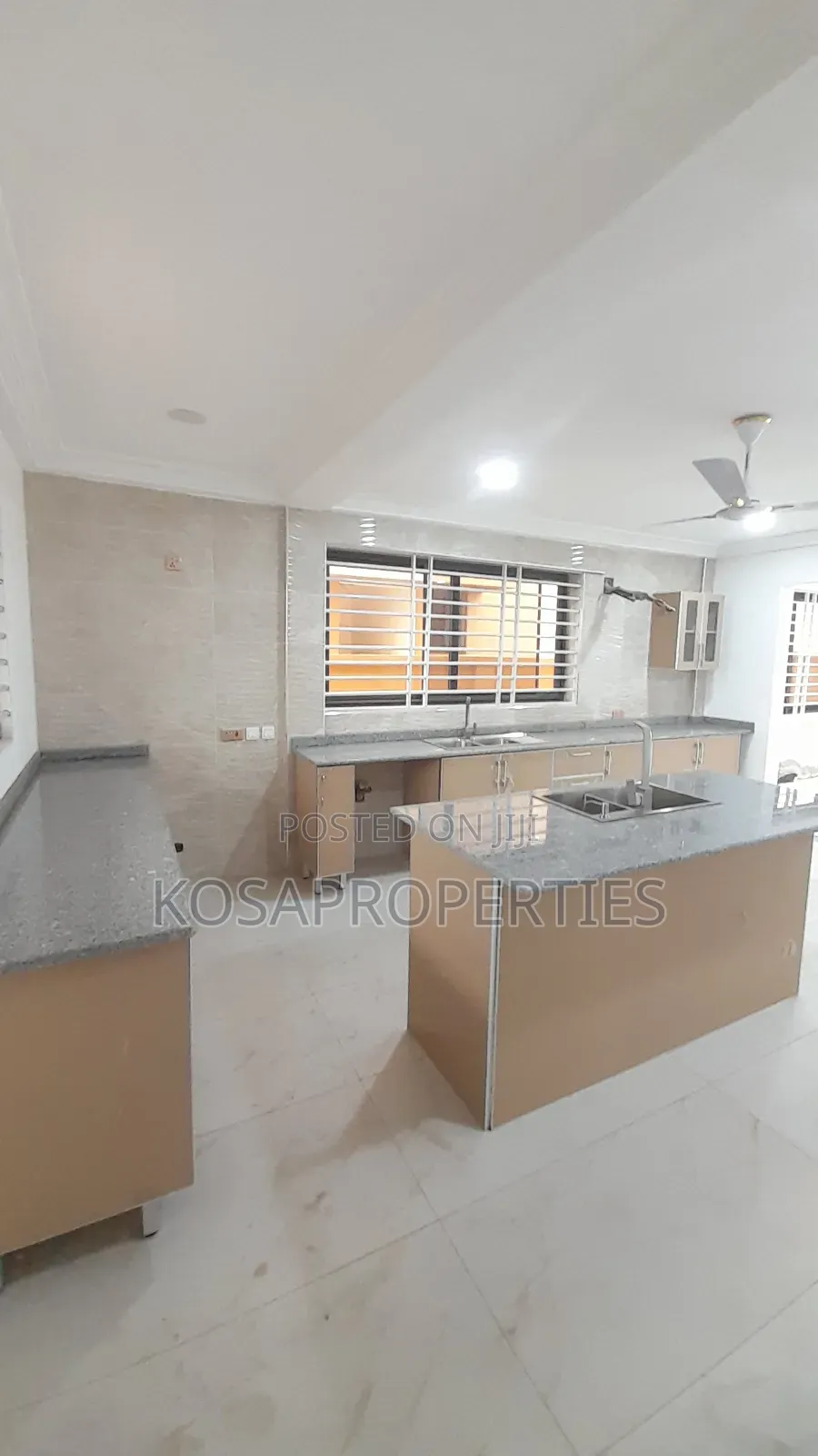 3bdrm House in Ashaley Botwe for sale