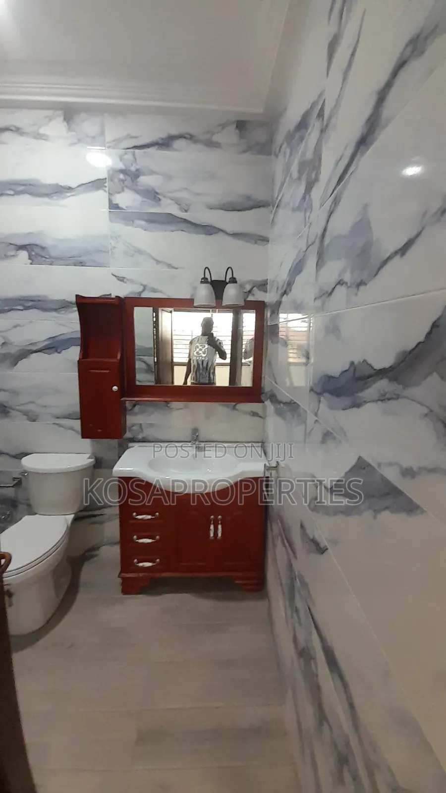 3bdrm House in Ashaley Botwe for sale