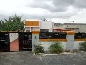 4bdrm House in Top-Boat Estate, Kumasi Metropolitan for sale