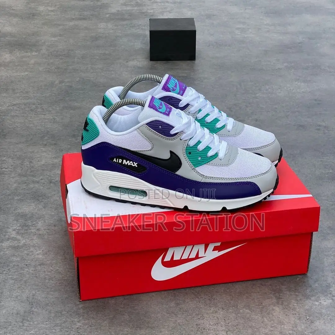 High Quality Nike Airmax 90 Sneaker Available