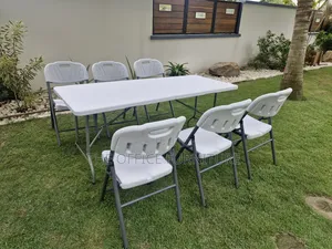 Party Table With (6) Chairs