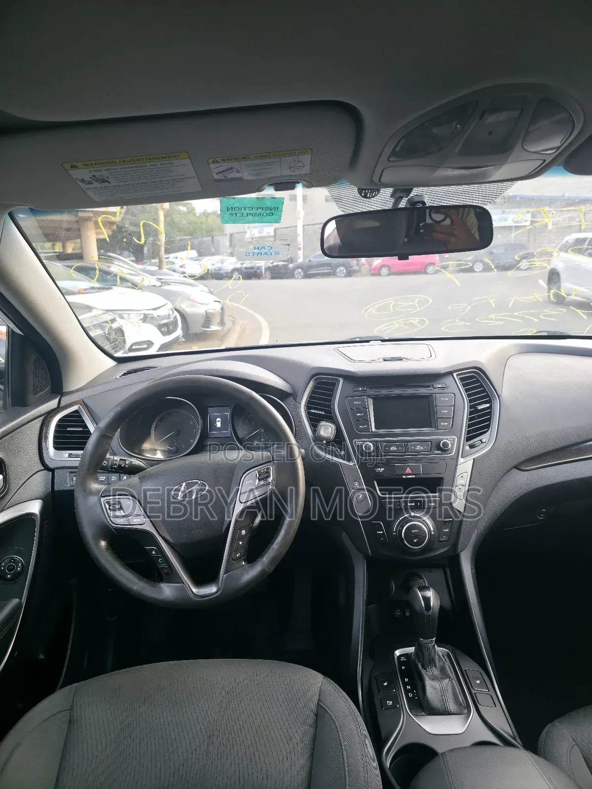 Hyundai Santa Fe SE AWD 2017 White