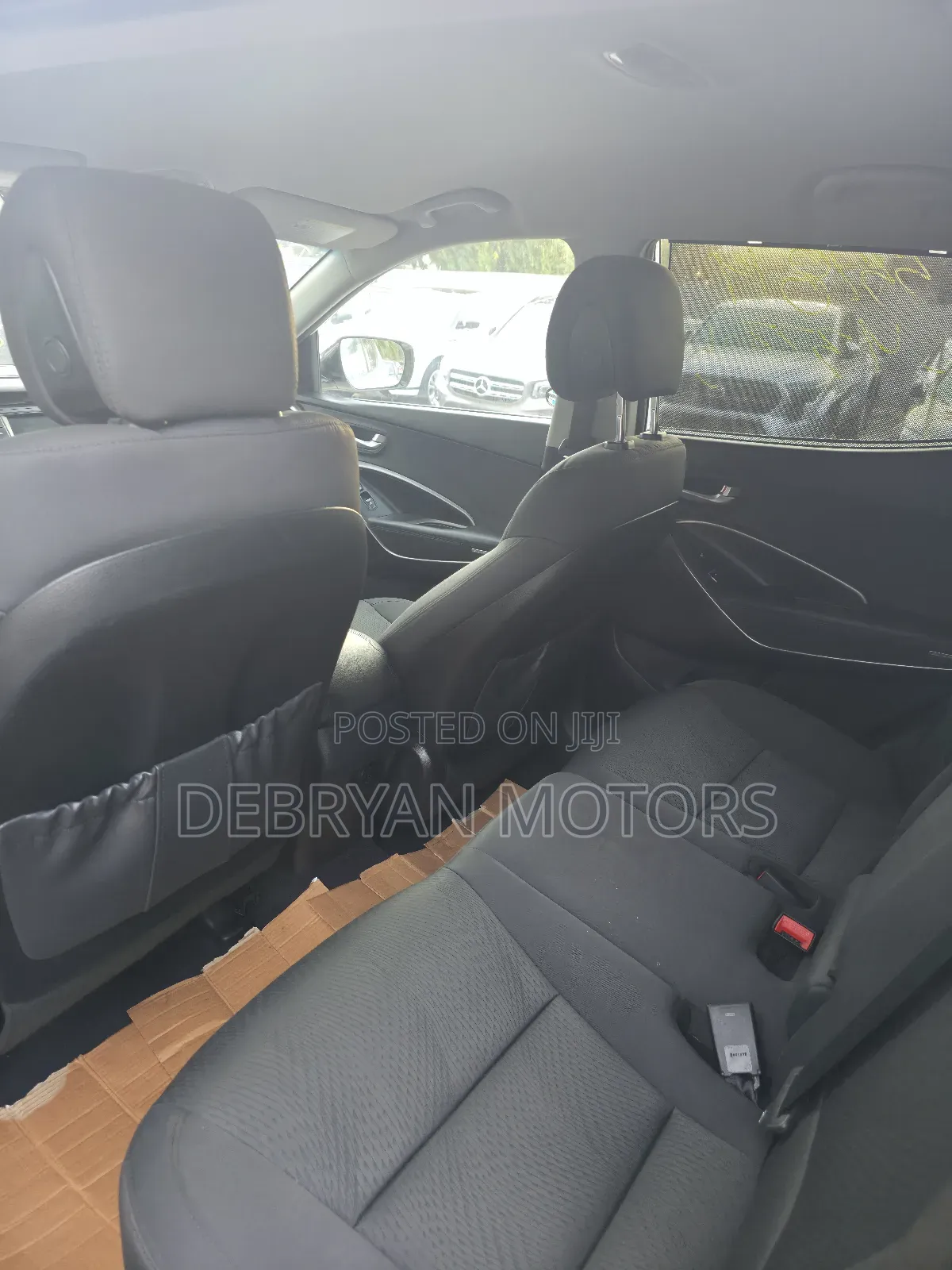 Hyundai Santa Fe SE AWD 2017 White