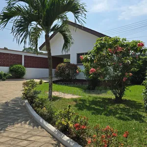 4bdrm House in Seekers Realty, Kwabenya for sale
