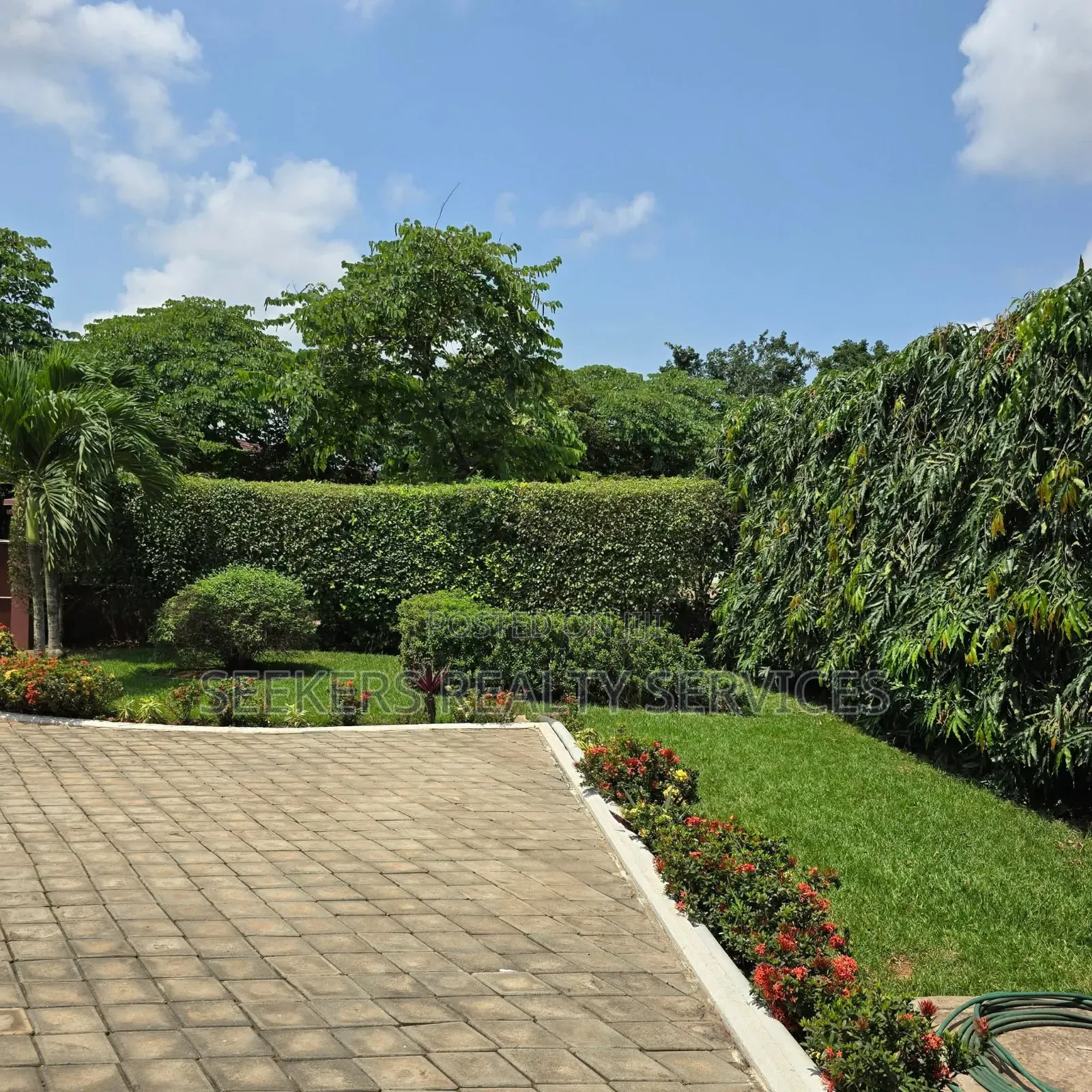 4bdrm House in Seekers Realty, Kwabenya for sale