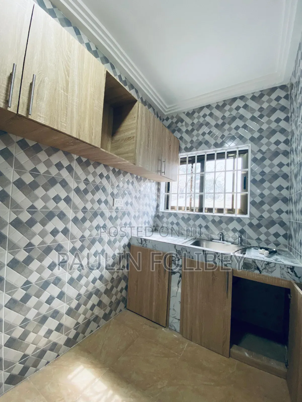 1bdrm Apartment in Dg Property, West Hills Mall Area for rent