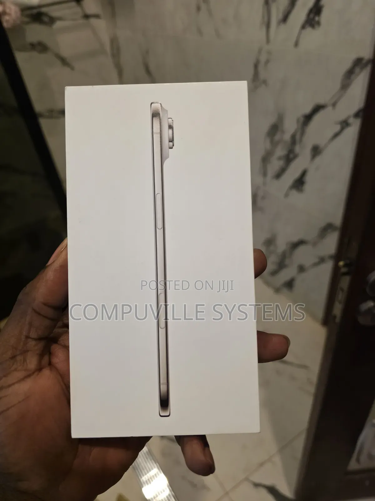New Apple iPhone Air 256 GB Gold