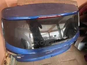 Ford Escape 2018 Back Boots Available With The Boot Tail Light