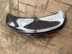 Hyndai Elantra 2012 Back Boot Available With The Boot Tail Light