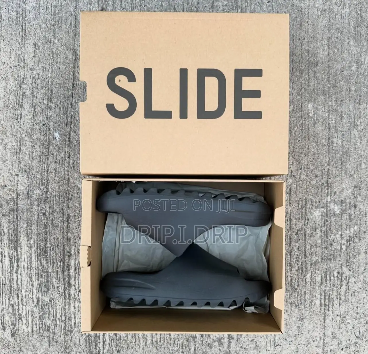 Adidas Yeezy Slides . Comes In Box . Highly Authentic And Tough