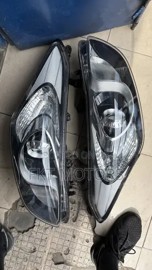 Hyundai Elantra Gt /I30 Headlight 2010,2011,2012,2013,2014,2015,2016