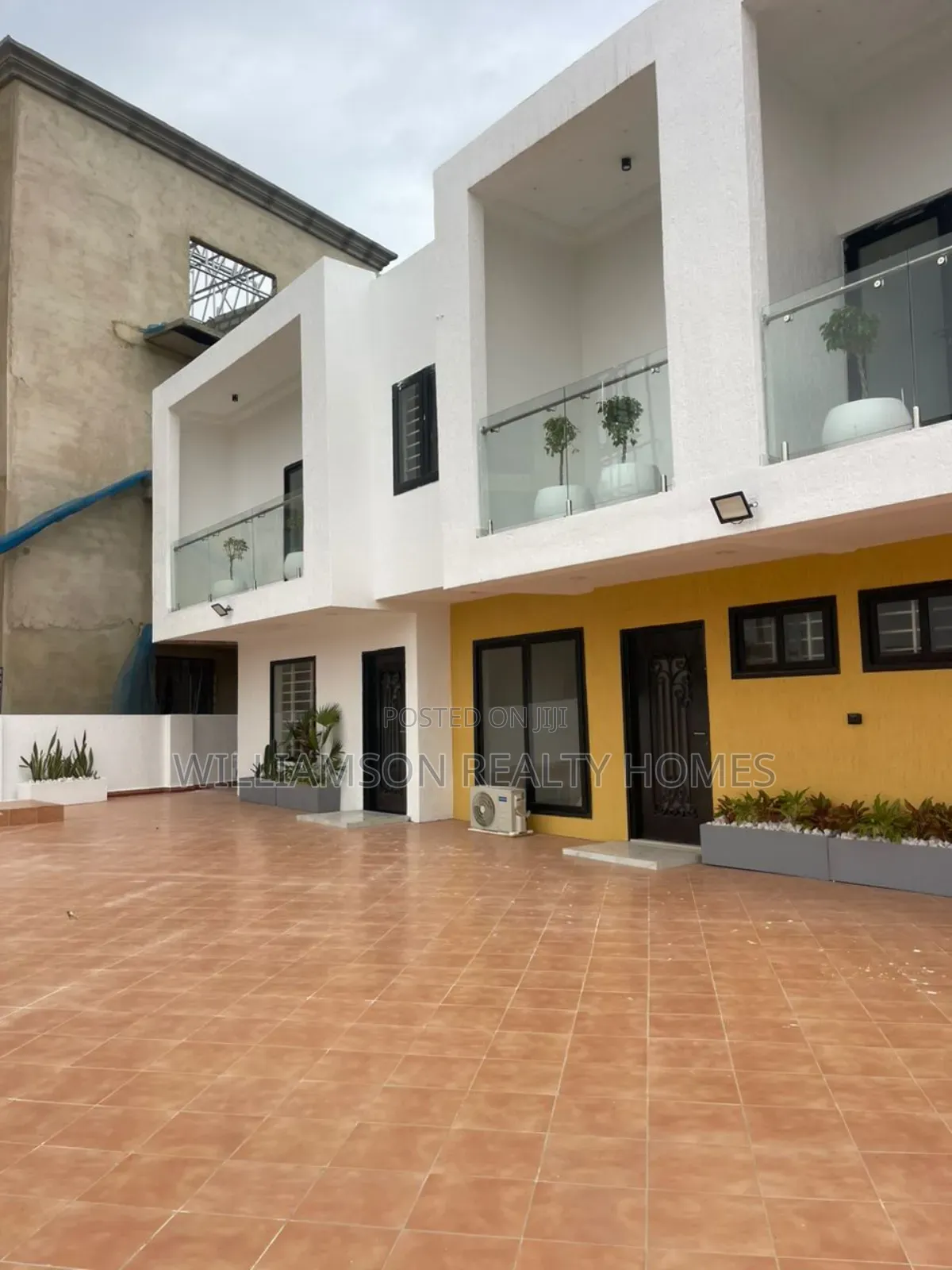 2bdrm Townhouse / Terrace in Lashibi Enclave,, Spintex for rent