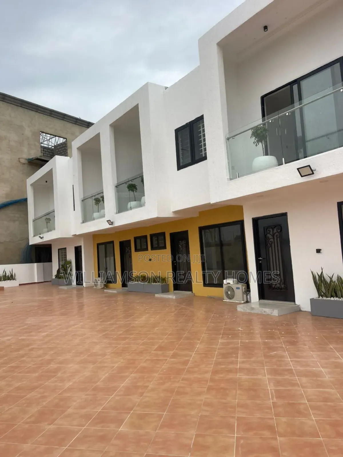2bdrm Townhouse / Terrace in Lashibi Enclave,, Spintex for rent