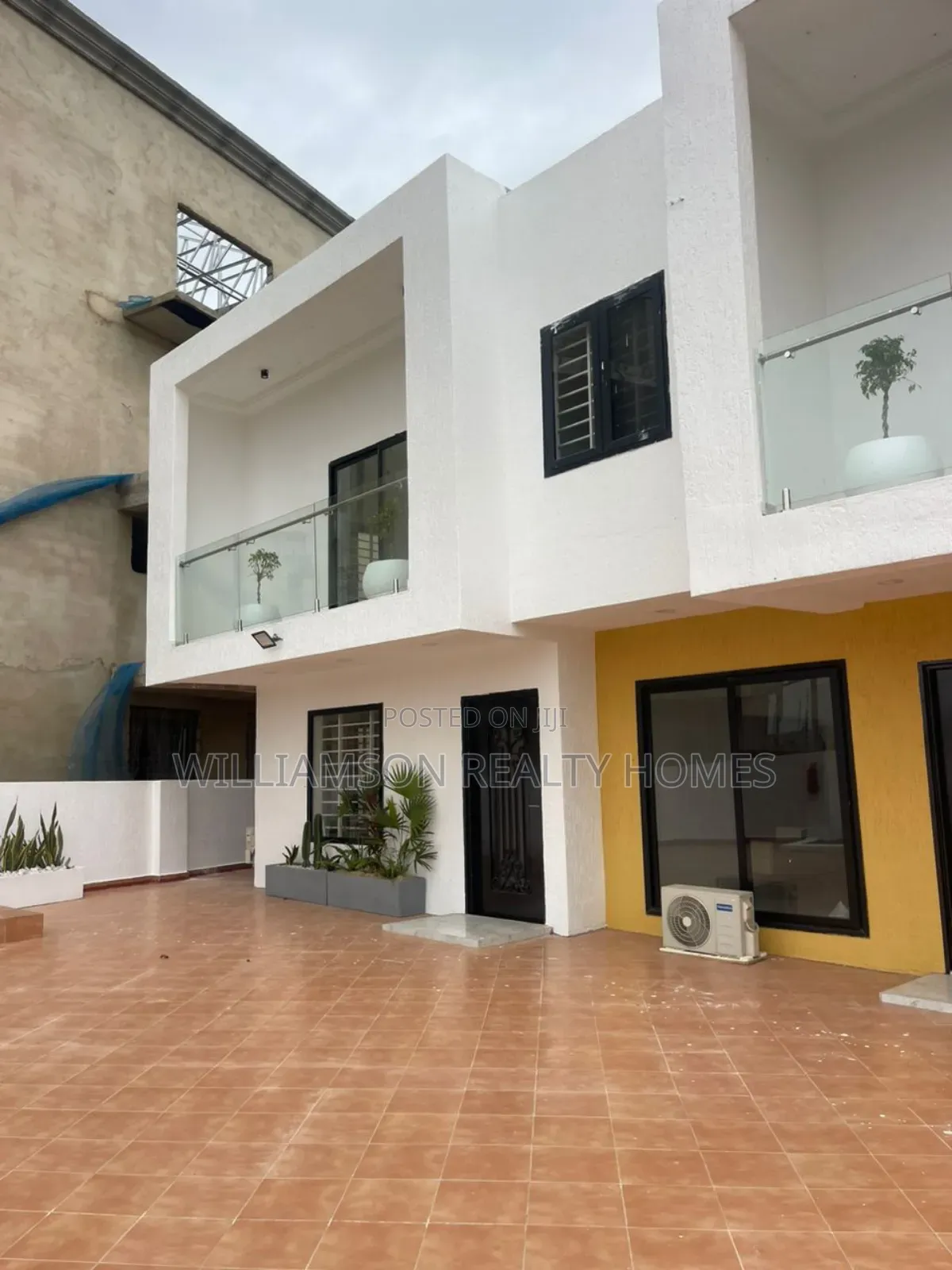 2bdrm Townhouse / Terrace in Lashibi Enclave,, Spintex for rent