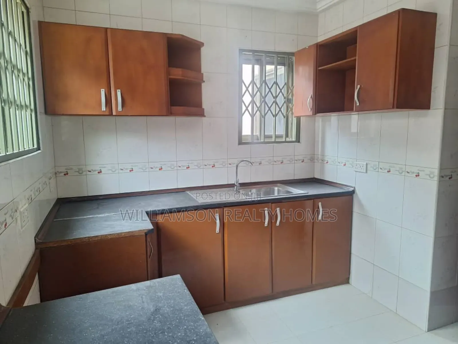 4bdrm House in Hydroform Estate,, Spintex for rent