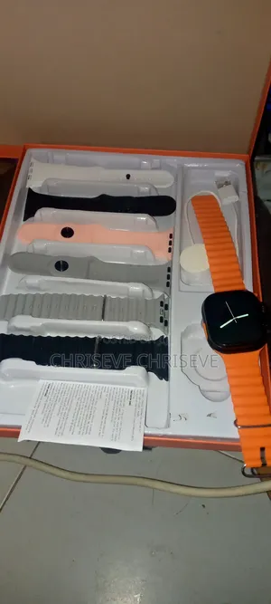 Smart Watch With 7 Straps