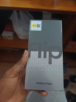 New Samsung Galaxy Z Flip4 512 GB Black