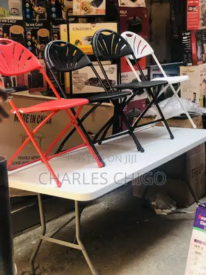 Fan Back Plastic Foldable Chairs