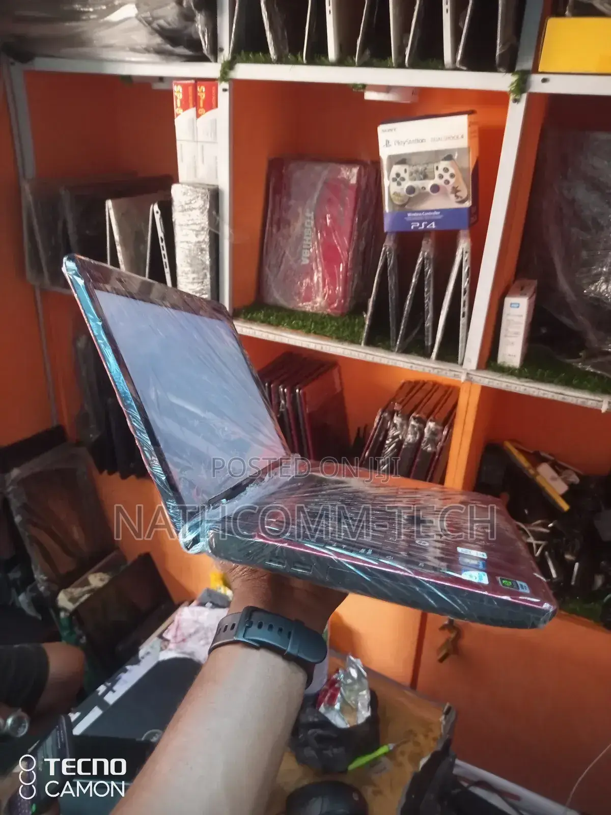 Laptop Toshiba Satellite L735 4GB Intel HDD+SSD 320GB