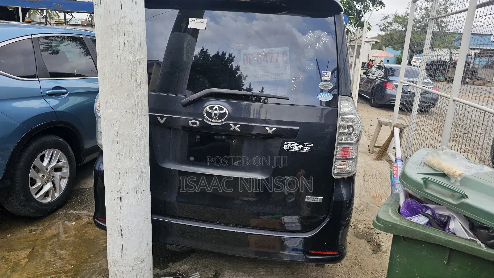 Toyota Voxy 2013 Black