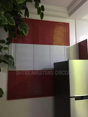 Red /White Venetian Blinds