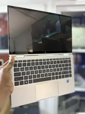 Laptop HP EliteBook 1040 G8 16GB Intel Core i5 SSD 256GB