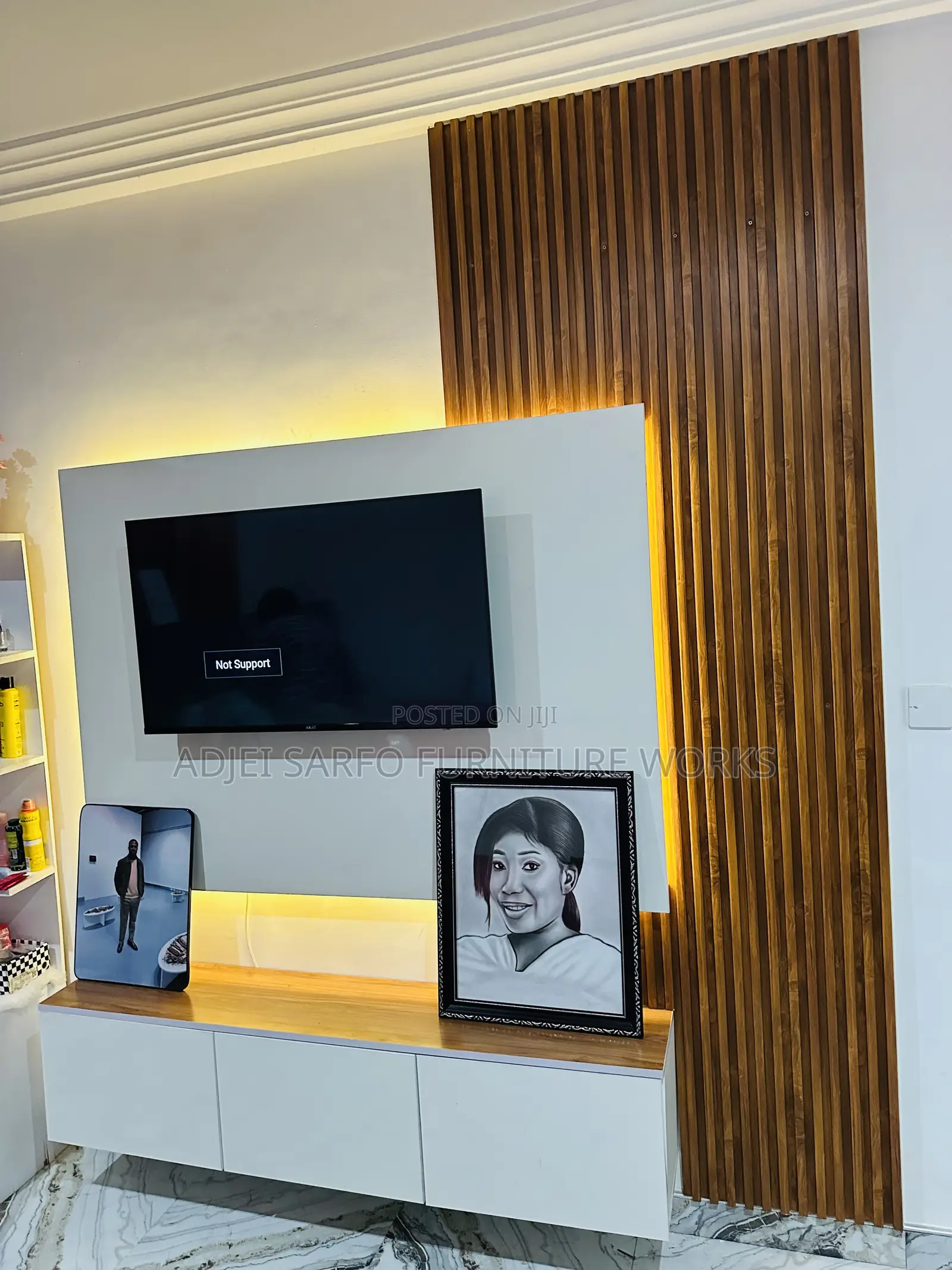 Original Foriegn Tv Stand Made With Authentic Materials
