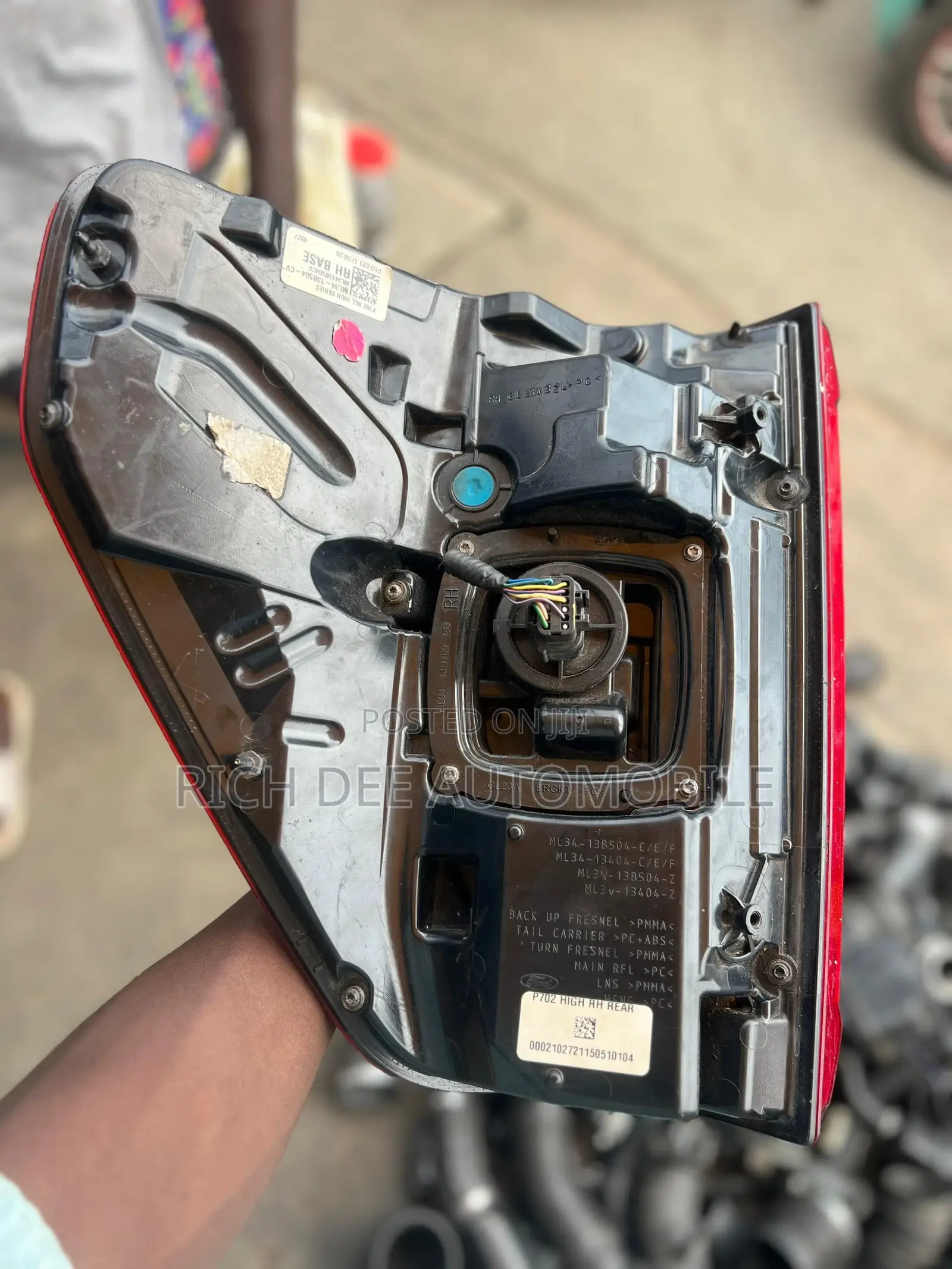 Ford F150 2023 Taillight