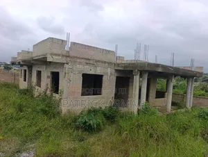 5bdrm House in Kumasi Metropolitan for sale