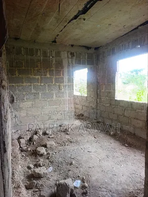 5bdrm House in Kumasi Metropolitan for sale