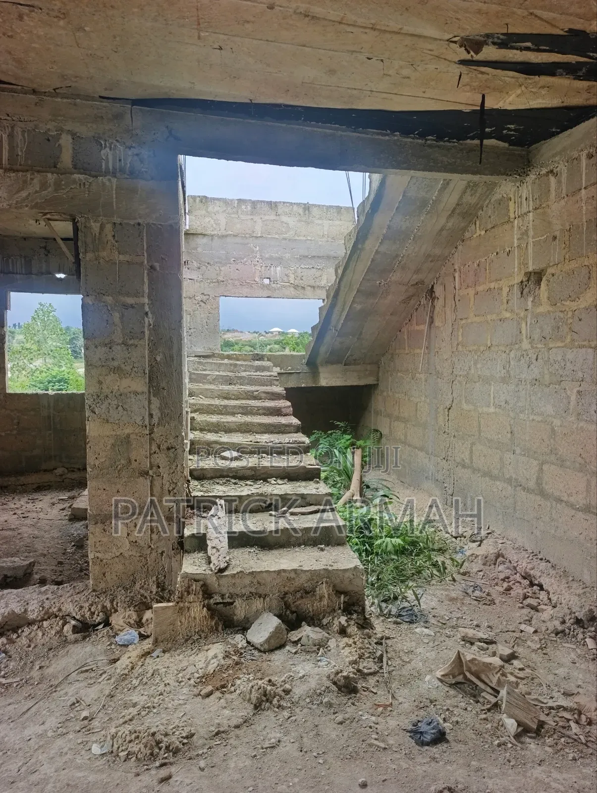 5bdrm House in Kumasi Metropolitan for sale