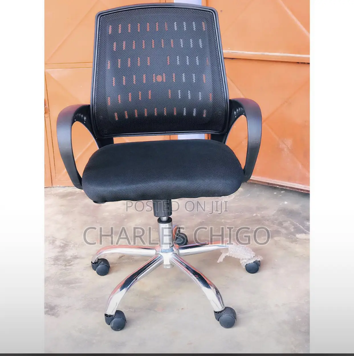 Office/Swivel Chair