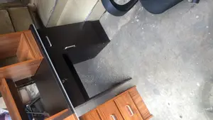 Office Desk/Table