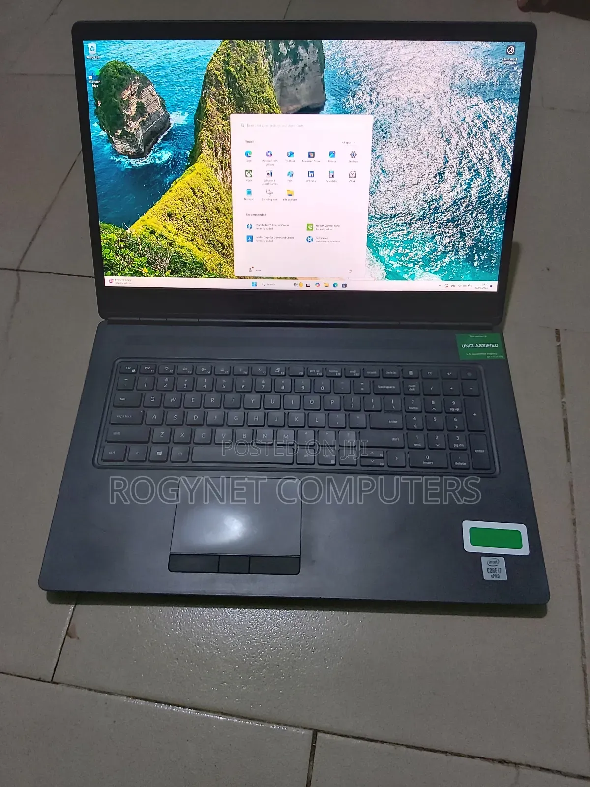 New Laptop Dell Precision 7750 32GB Intel Core i7 SSD 512GB