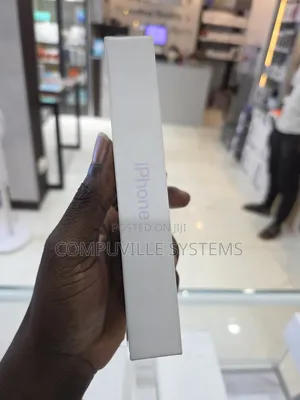 New Apple iPhone 17 256 GB Purple