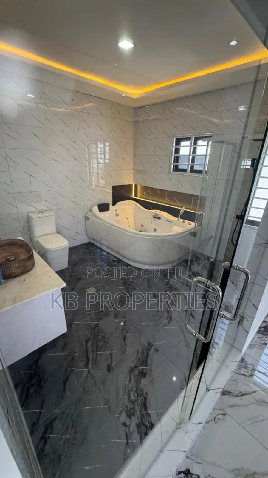 4bdrm House in Kb Properties, Spintex for rent