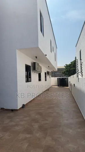 4bdrm House in Kb Properties, Spintex for rent