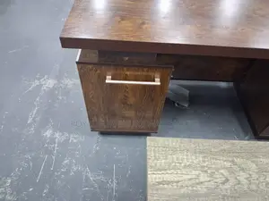 Executive Well Sculptured Office Desk
