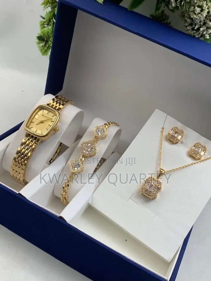 Ladies Jewelry Set