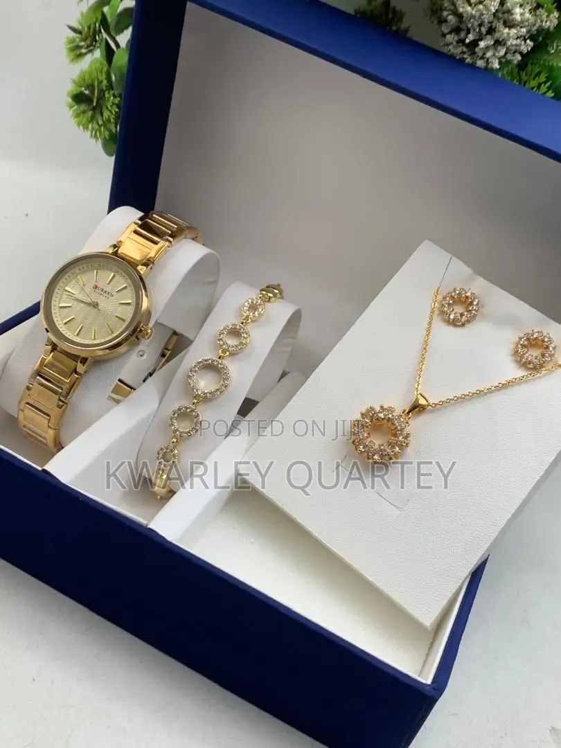 Ladies Jewelry Set