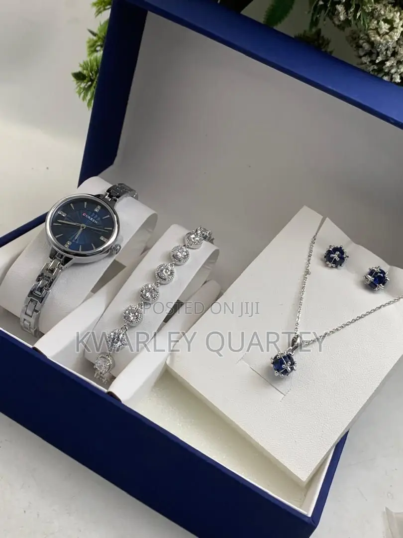 Ladies Jewelry Set