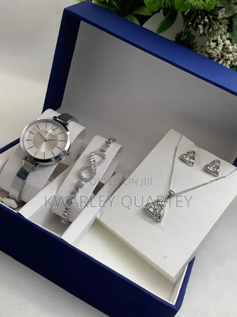 Ladies Jewelry Set